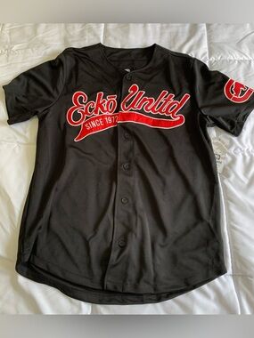 New Eckō Unltd. Button Up Shirt Size M